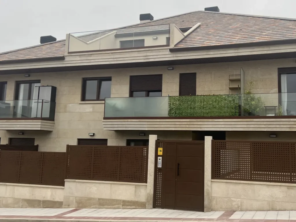 Edificio de viviendas residenciales en Galapagar